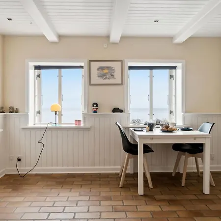 Semesterbostad Malila - 15m From The Sea By Interhome Hasle